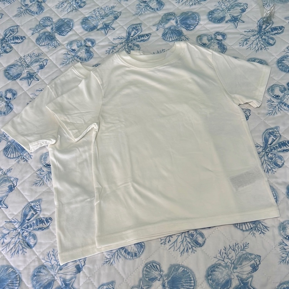 Baby Gap 2Pack Plain White TShirts Size 5T or 5 years